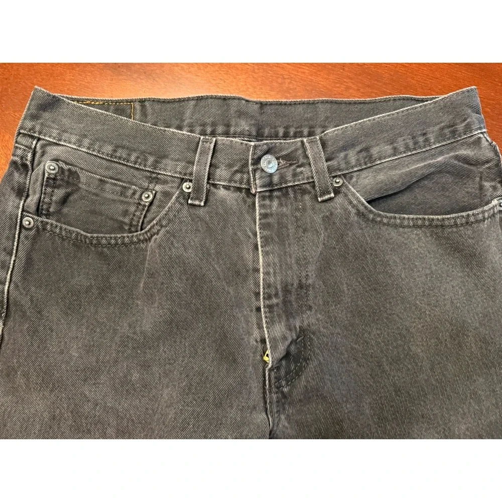 Levis tags these